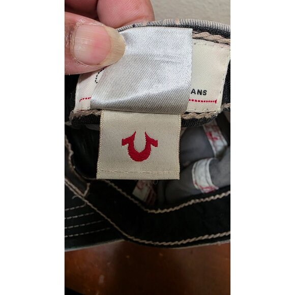 VTG True Religion Distressed Gray & Beige Baseball Cap Embroidered Details & Adj - Picture 8 of 9